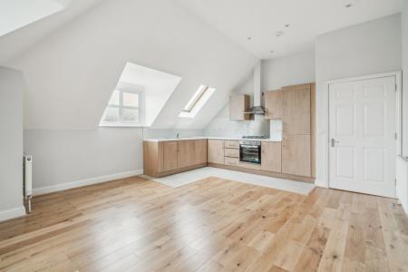 2 bedroom Apartment to let in Shaftesbury Avenue, South Harrow, Harrow, HA2