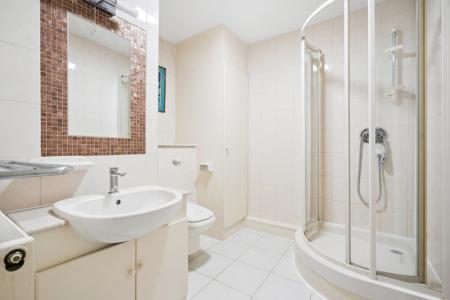 2 bedroom Flat to let in Gleneagles, Stanmore, HA7