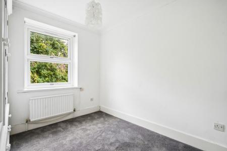 4 bedroom Town house to let in Chester Road, Northwood, HA6