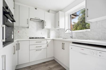 4 bedroom Town house to let in Chester Road, Northwood, HA6