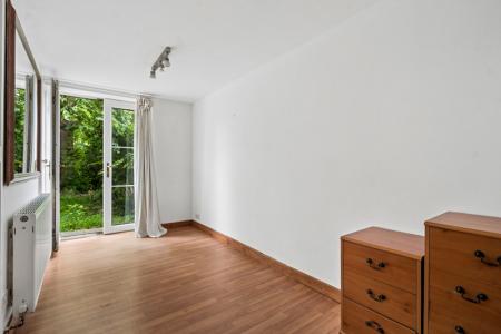 4 bedroom Town house to let in Chester Road, Northwood, HA6