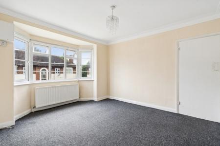 2 bedroom Flat to let in Bishop Ken Road, Harrow Weald, Harrow, HA3