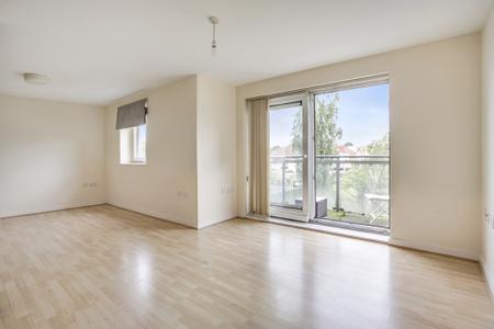 1 bedroom Apartment to let in 408 Kenton Road, Kenton, Harrow, HA3