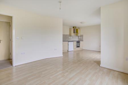 1 bedroom Apartment to let in 408 Kenton Road, Kenton, Harrow, HA3