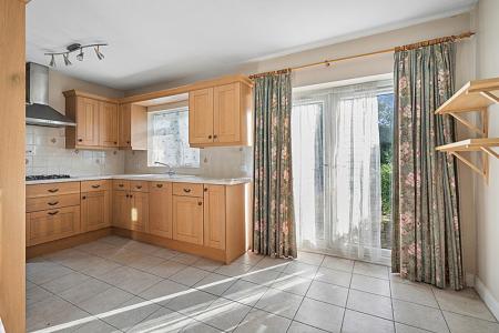 3 bedroom End of terrace house for sale in Hampden Road, Harrow Weald, Harrow, HA3