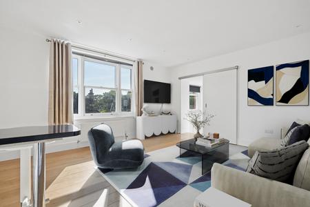 2 bedroom Apartment to let in Roxborough Park, Harrow, HA1