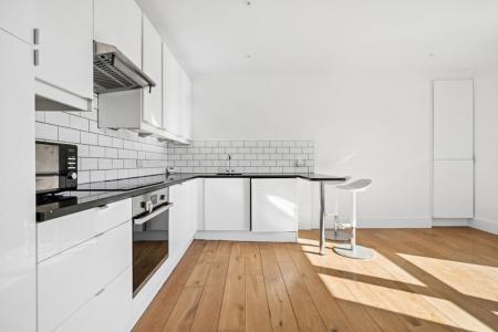 2 bedroom Apartment to let in Roxborough Park, Harrow, HA1
