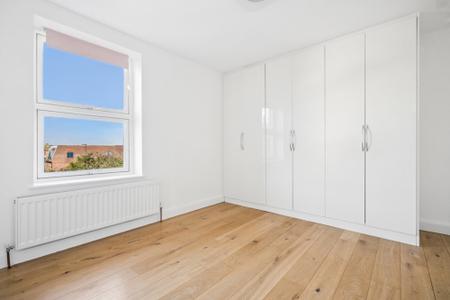 2 bedroom Apartment to let in Roxborough Park, Harrow, HA1