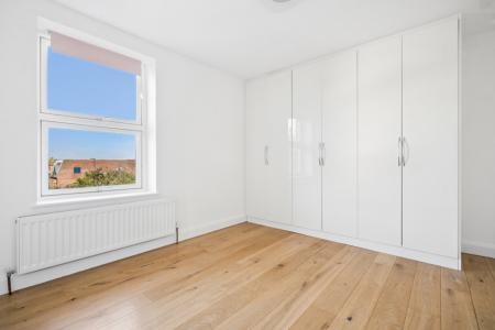 2 bedroom Apartment to let in Roxborough Park, Harrow, HA1
