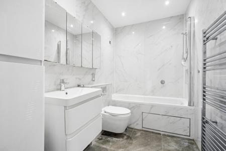2 bedroom Apartment to let in Roxborough Park, Harrow, HA1