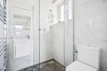 2 bedroom Apartment to let in Roxborough Park, Harrow, HA1