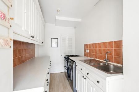 2 bedroom Terraced House for sale in Leyburn Road, Edmonton, N18