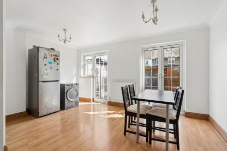 2 bedroom Terraced House for sale in Leyburn Road, Edmonton, N18