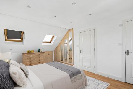 4 bedroom Terraced House to let in Waverley Avenue, Wembley, HA9