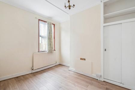 3 bedroom Terraced House to let in Cecil Road, Wealdstone, Harrow, HA3