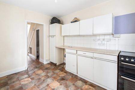 3 bedroom Terraced House to let in Cecil Road, Wealdstone, Harrow, HA3