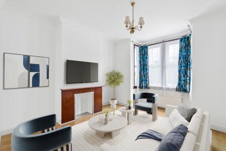 3 bedroom Terraced House to let in Cecil Road, Wealdstone, Harrow, HA3