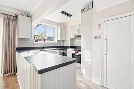 3 bedroom Semi-detached house for sale in Kenmore Avenue, Kenton, Harrow, HA3