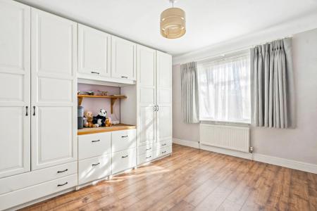 3 bedroom Semi-detached house for sale in Kenmore Avenue, Kenton, Harrow, HA3