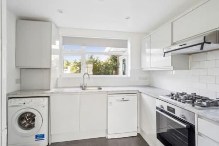 2 bedroom Flat for sale in South Vale, Harrow, HA1