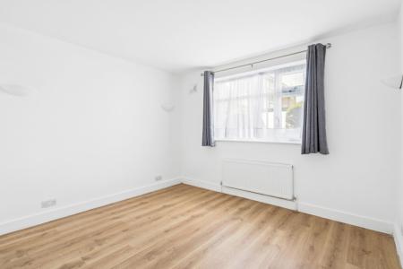 2 bedroom Flat for sale in South Vale, Harrow, HA1
