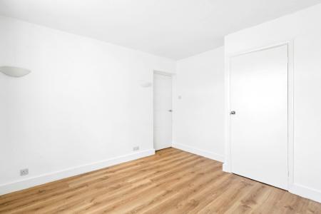 2 bedroom Flat for sale in South Vale, Harrow, HA1
