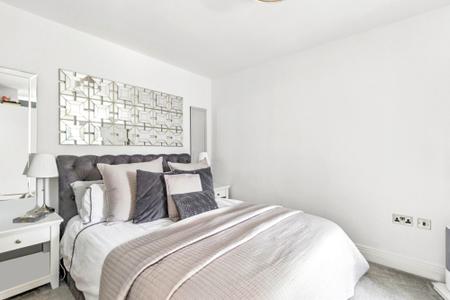 2 bedroom House to let in Eastbury Road, Watford, WD19