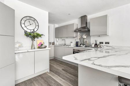 2 bedroom House to let in Eastbury Road, Watford, WD19