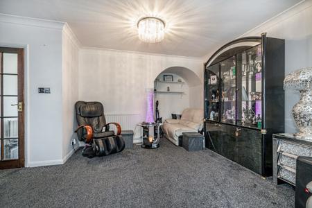 4 bedroom Semi-detached house for sale in Queens Avenue, Stanmore, HA7