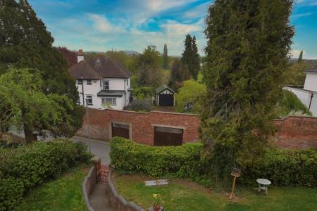 1 bedroom Flat for sale in 32 Broomy Hill, Hereford, HR4