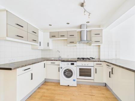 2 bedroom Flat for sale in Bewell Street, Hereford, HR4