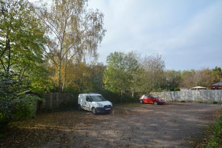 1 bedroom Flat for sale in Bluebell Close, Ross-on-Wye, HR9