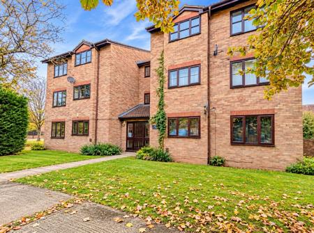 1 bedroom Flat for sale in Box Grove, Hereford, HR2