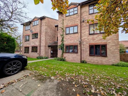 1 bedroom Flat for sale in Box Grove, Hereford, HR2