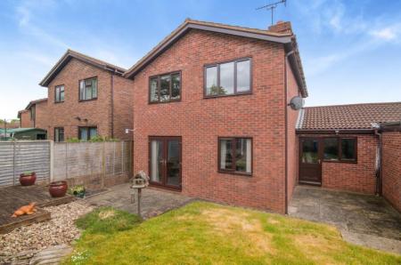 3 bedroom Detached house for sale in Court Road, Ross-on-Wye, HR9