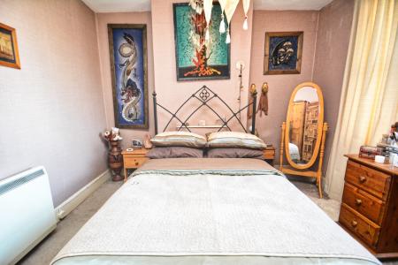 3 bedroom Terraced House for sale in Gloucester Road, Ross on wye, HR9