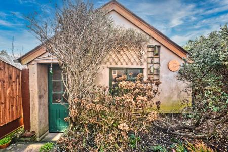 3 bedroom Terraced House for sale in Gloucester Road, Ross on wye, HR9