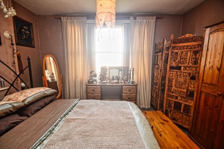 3 bedroom Terraced House for sale in Gloucester Road, Ross on wye, HR9