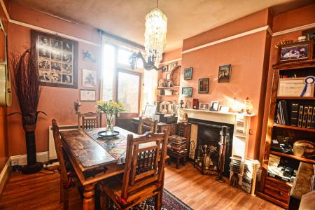 3 bedroom Terraced House for sale in Gloucester Road, Ross on wye, HR9
