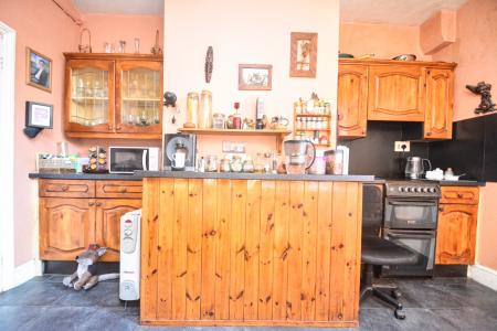 3 bedroom Terraced House for sale in Gloucester Road, Ross on wye, HR9