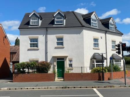 5 bedroom Semi-detached house for sale in Green Wilding Road, Hereford, HR1