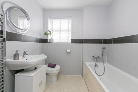 5 bedroom Semi-detached house for sale in Green Wilding Road, Hereford, HR1