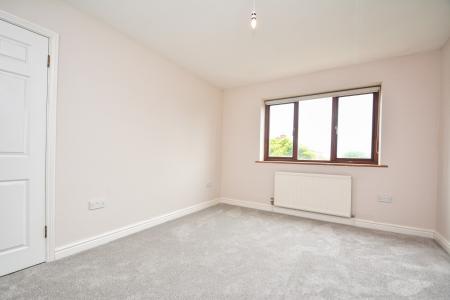 3 bedroom Detached house for sale in Hamlen Close, Huntley, GL19