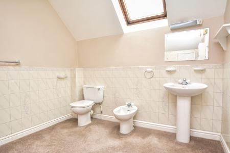 3 bedroom Detached house for sale in Hamlen Close, Huntley, GL19