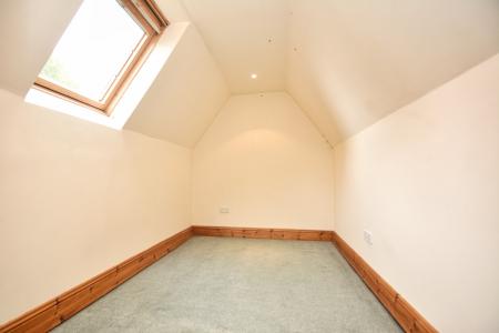 5 bedroom Detached house for sale in Ledbury Road, Ross-on-Wye, HR9