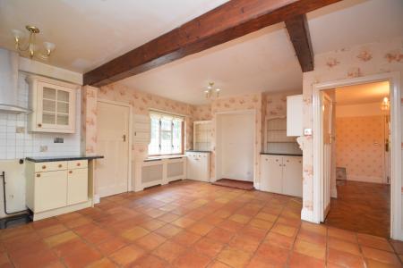 5 bedroom Detached house for sale in Ledbury Road, Ross-on-Wye, HR9