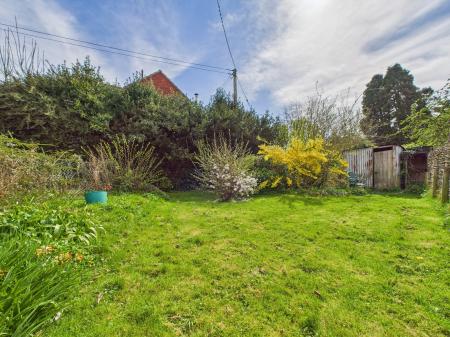 2 bedroom Semi-detached house for sale in Poplar Road, Clehonger, Clehonger, HR2