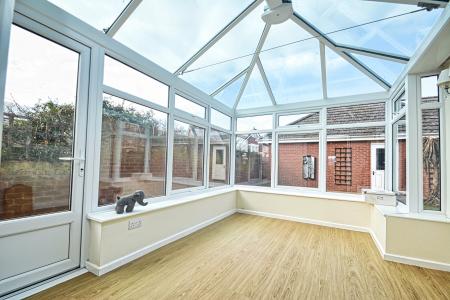 5 bedroom Detached house for sale in Sugarloaf Crescent, Ross-on-Wye, HR9