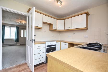 2 bedroom Semi-detached house for sale in Vaga Crescent, Ross-on-Wye, HR9