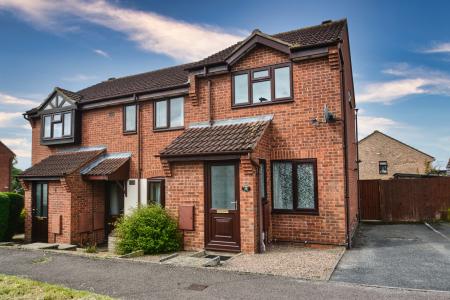 2 bedroom Semi-detached house for sale in Vaga Crescent, Ross-on-Wye, HR9